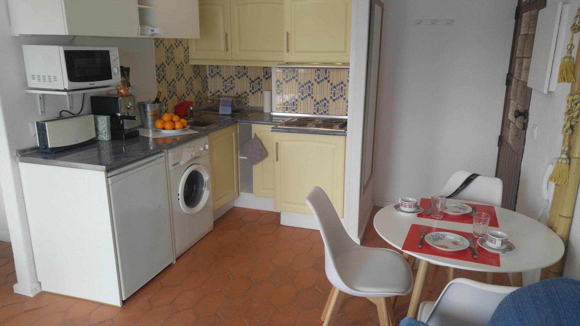 Musa Mar - Studios In The Residential Area Quarteira Room photo