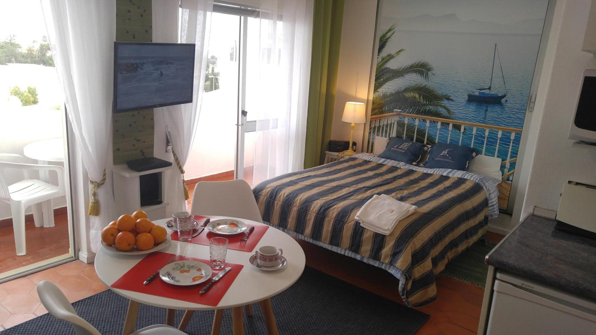 Musa Mar - Studios In The Residential Area Quarteira Room photo